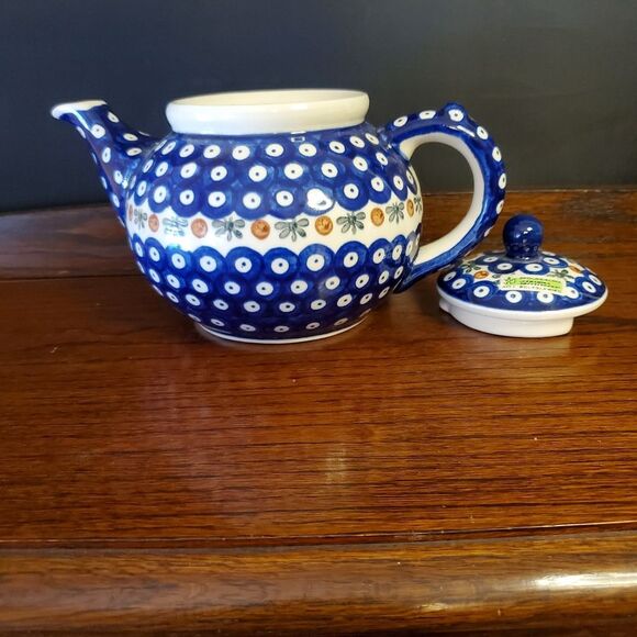 Boleslawiec Hand Made Pottery Teapot EXCELLENT CONDITION! - Picture 4 of 9